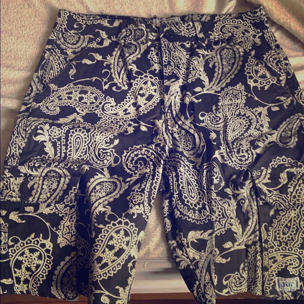 Shorts that don’t fit me anymore